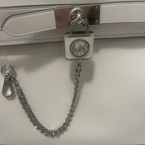 Brand new Michael Kors handbag - Picture 4 of 5